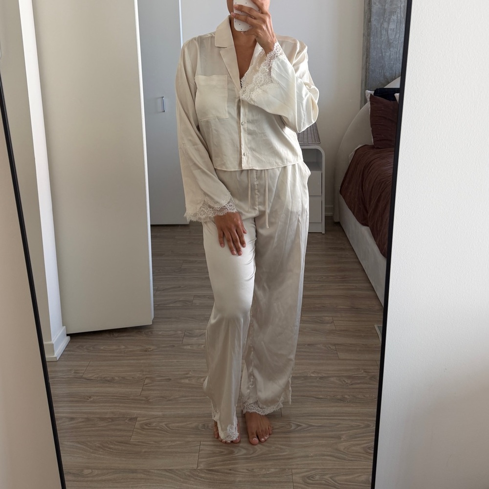Abercrombie & Fitch Cream Lace-Trim Wide-Leg Pajama Set